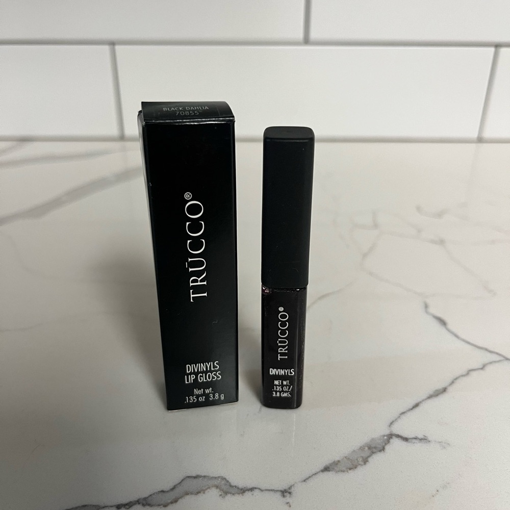 NWT Sebastian Trucco Divinyls Lip Gloss Black Dahlia 3.8g